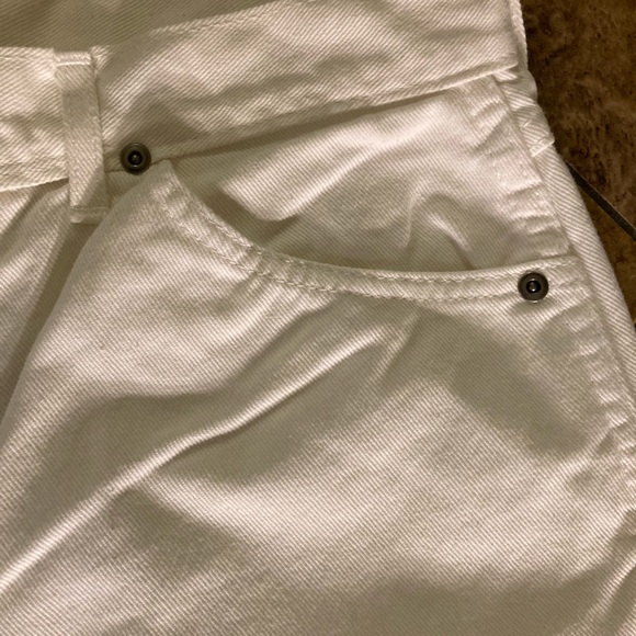 Vintage Chic jean shorts - Picture 6 of 14